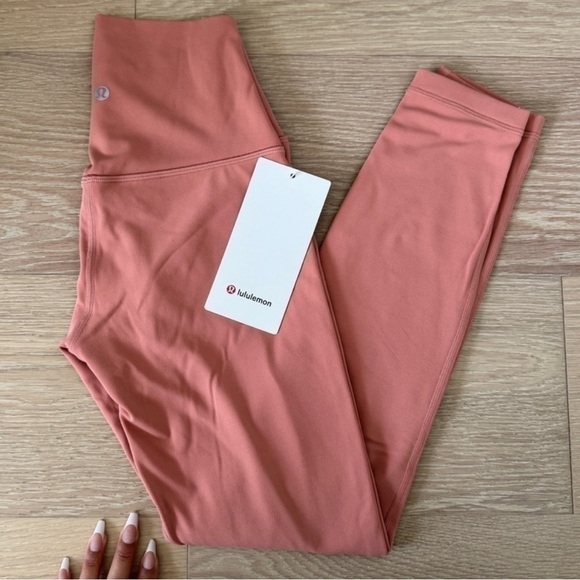 Lululemon Pink Savannah Leggings - Picture 1 of 5